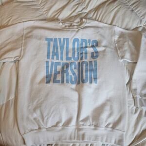 Taylor’s Version Woman’s Sweatshirt Medium Taylor Swift Eras The Shop Forward